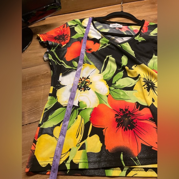 Hiroko Floral Beachy Hawaiian Shirt Flowers Short Sleeve - Picture 5 of 7